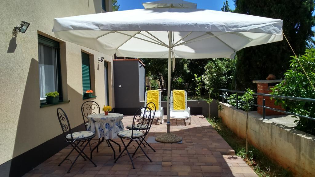 Apartment On Hvar Island Хвар Номер фото